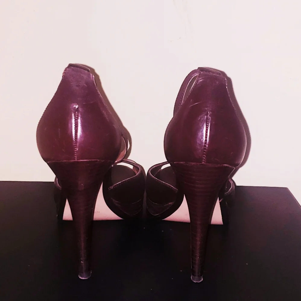 𝐍𝐈𝐍𝐄 𝐖𝐄𝐒𝐓 Leather Mary Jane Peep Toe Heels! Sz 7 Wmns. Stunning! - Picture 3 of 12